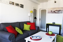 Location meublée à la semaine d'un appartement de 3 pièces avec 2 chambres et terrasse à Marseille, 8ème arrondissement