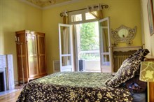 A louer en courte durée appartement familial à Marseille avec 3 chambres dans le quartier du Prado