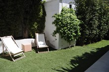 Location meublée d'un appartement avec jardin et 2 chambres dans le quartier du Roucas Blanc à Marseille