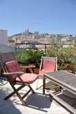 A louer en courte durée au mois grand loft de standing avec terrasse sur le Vieux Port à Marseille