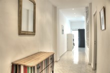 Appartement de 3 pièces avec 2 chambres à louer au mois rue Paradis dans le quartier du Vieux Port à Marseille